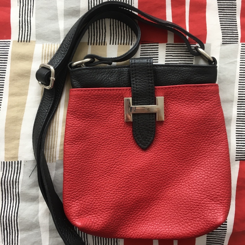 Leather red and black purse
